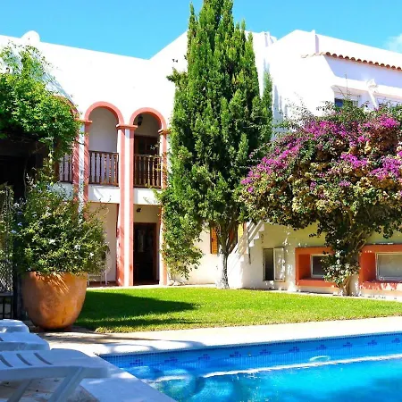 Belvilla By Oyo Petunias Holiday home
