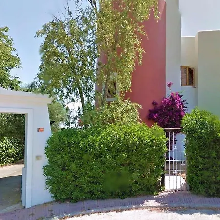 Belvilla By Oyo Petunias * Santa Eularia des Riu